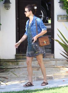 Kate Walsh feet photo thumbnail