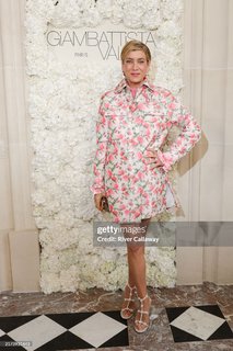 Kate Walsh feet photo thumbnail