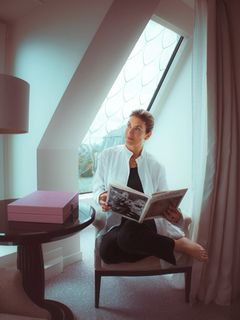 Kate Walsh feet photo thumbnail