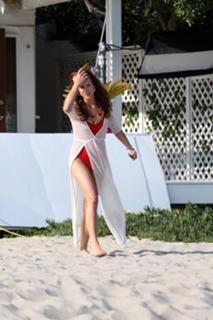 Kate Walsh feet photo thumbnail