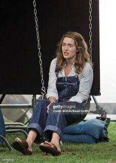 Kate Winslet feet photo 15