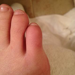 Kate Witcher feet photo 4