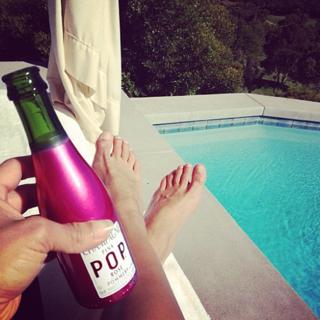 Kate del Castillo feet photo thumbnail