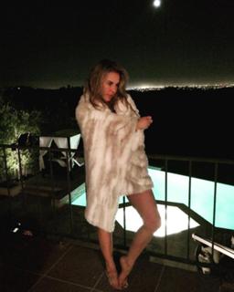 Kate del Castillo feet photo thumbnail