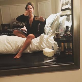 Kate del Castillo feet photo thumbnail