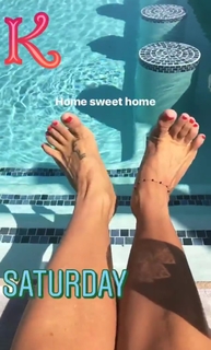 Kate del Castillo feet photo thumbnail