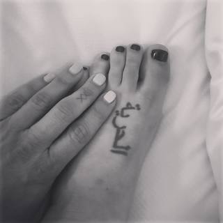Kate del Castillo feet photo thumbnail