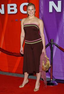 Katee Sackhoff feet photo thumbnail