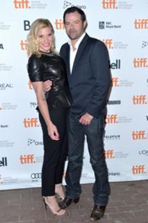 Katee Sackhoff feet photo thumbnail