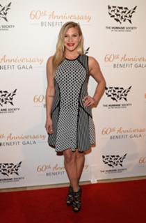 Katee Sackhoff feet photo thumbnail