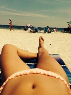 Katee Sackhoff feet photo thumbnail