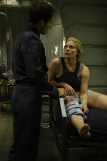 Katee Sackhoff feet photo thumbnail