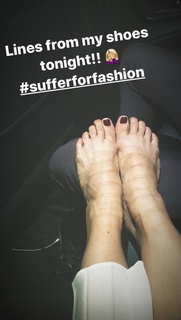 Katee Sackhoff feet photo thumbnail