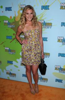Katee Sackhoff feet photo thumbnail
