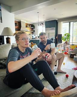 Katee Sackhoff feet photo thumbnail