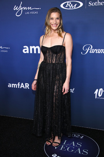 Katee Sackhoff feet photo thumbnail