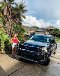 Katelyn Campisi feet photo thumbnail