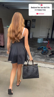 Katelyn Campisi feet photo thumbnail