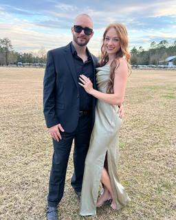 Katelyn Campisi feet photo thumbnail