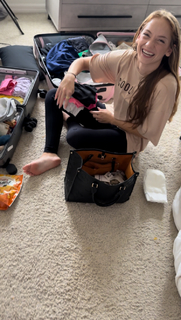 Katelyn Campisi feet photo thumbnail
