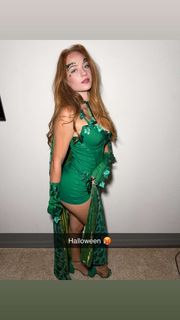 Katelyn Campisi feet photo thumbnail