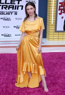 Katelyn Nacon feet photo thumbnail