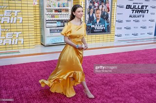 Katelyn Nacon feet photo thumbnail