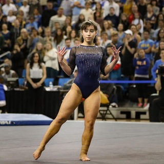 Katelyn Ohashi feet photo thumbnail