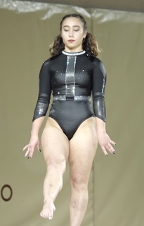 Katelyn Ohashi feet photo thumbnail