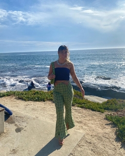 Katelyn Ohashi feet photo thumbnail