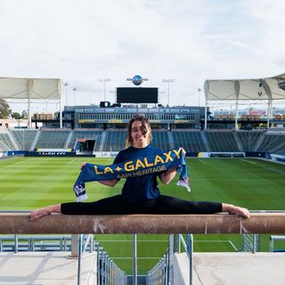 Katelyn Ohashi feet photo thumbnail