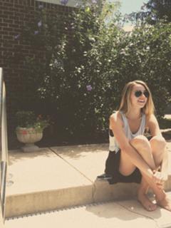 Katelyn Tarver feet photo 5