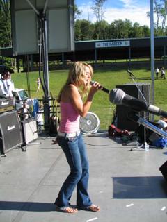 Katelyn Tarver feet photo 20