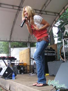 Katelyn Tarver feet photo 19