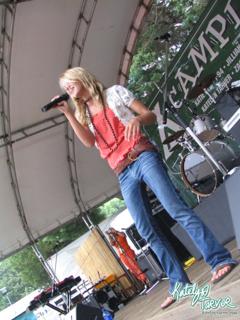 Katelyn Tarver feet photo 18