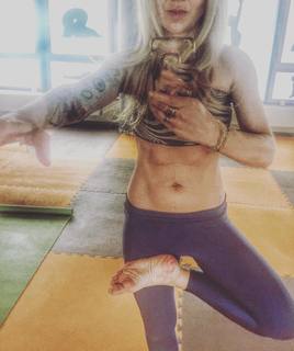 Katerina Hrachovcová feet photo 6