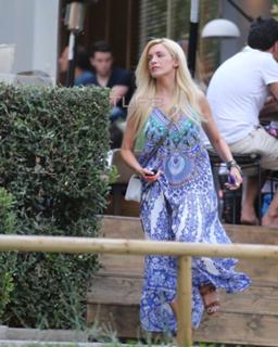 Katerina Kainourgiou feet photo thumbnail