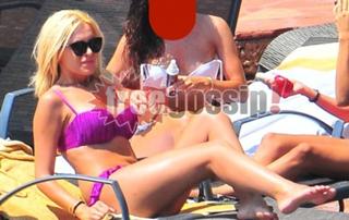 Katerina Kainourgiou feet photo thumbnail