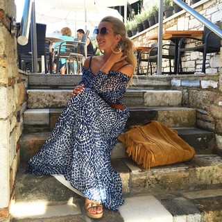 Katerina Kainourgiou feet photo thumbnail