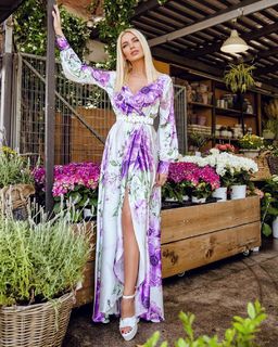 Katerina Kainourgiou feet photo thumbnail