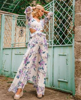 Katerina Kainourgiou feet photo thumbnail