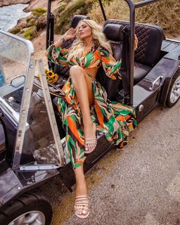 Katerina Kainourgiou feet photo thumbnail