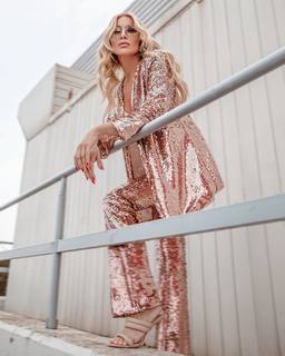 Katerina Kainourgiou feet photo thumbnail