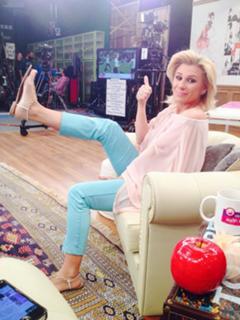 Katerina Karavatou feet photo thumbnail