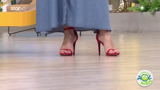 Katerina Karavatou feet photo thumbnail