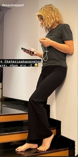 Katerina Karavatou feet photo thumbnail