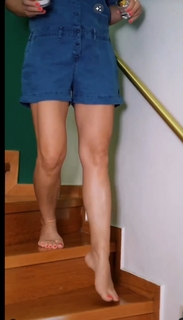 Katerina Karavatou feet photo thumbnail