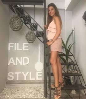 Katerina Papoutsaki feet photo thumbnail