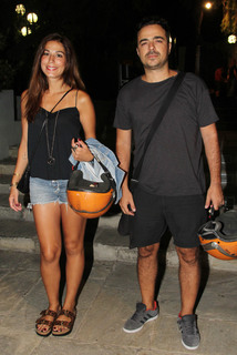 Katerina Papoutsaki feet photo thumbnail