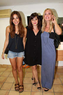 Katerina Papoutsaki feet photo thumbnail